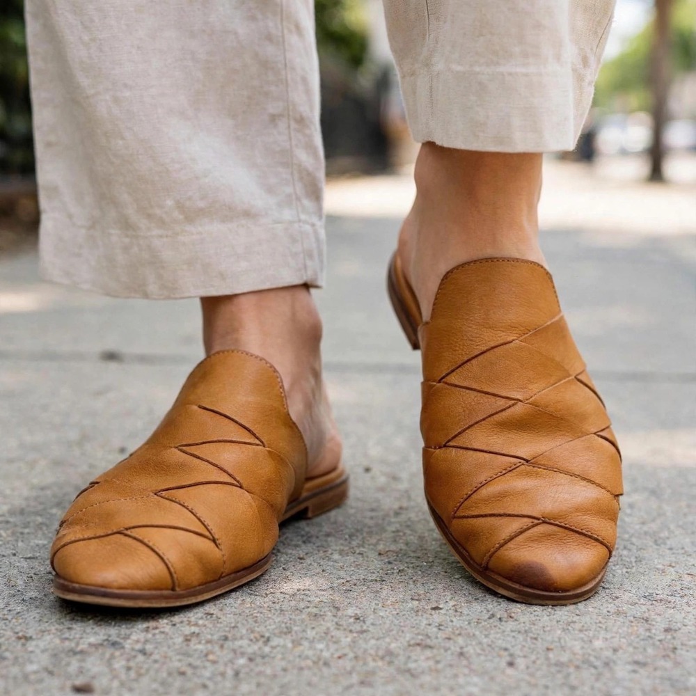 Seychelles Woven Leather Mules Tan Slip‎ On Flat Shoes Women Size 6.5